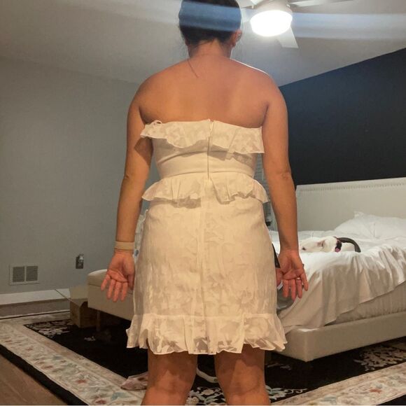 BNWT Lulu's Every Lace Strap Mini Dress - Picture 2 of 6